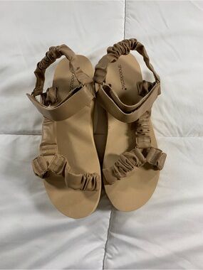 Preloved shoedazzle plate forms size 12